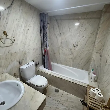 Spacious Top-Floor Apartment Granada Exterior photo