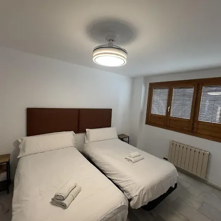 Spacious Top-Floor Apartment Granada Exterior photo