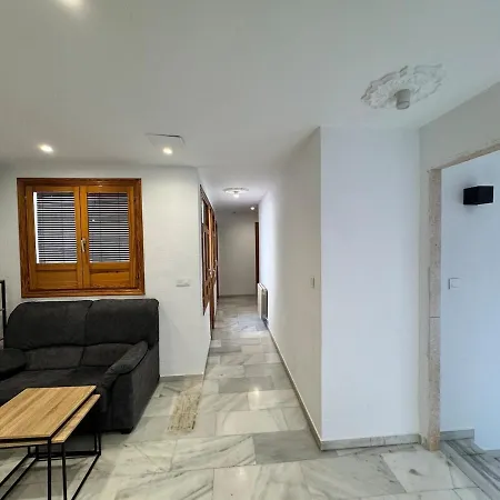 Spacious Top-Floor Apartment Granada Exterior photo